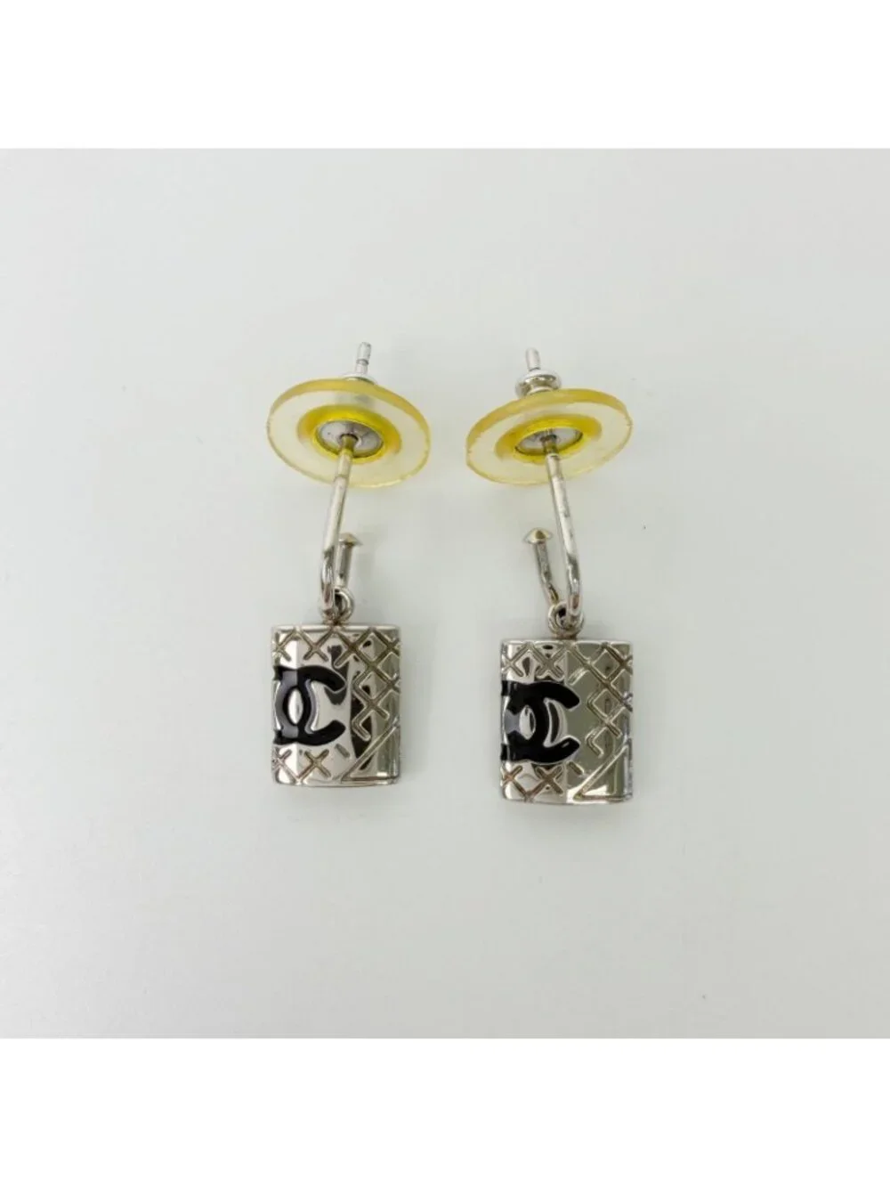 Chanel CC Logo Quilted Plate Earrings Plated Silver 05c Vintage
